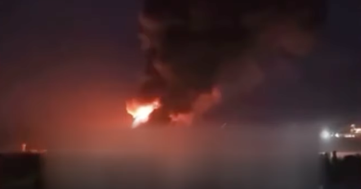 Пожар на нефтебазе в Азове / Фото: скриншот