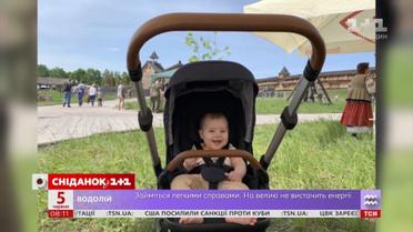 Квест із перешкодами: як місто обмежує пересування людей з дитячими візками