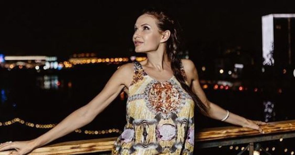 49-летняя Эвелина Бледанс объявила о своей беременности после искусственного оплодотворения