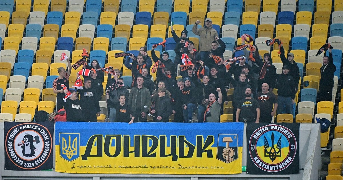 Уболівальники "Шахтаря"