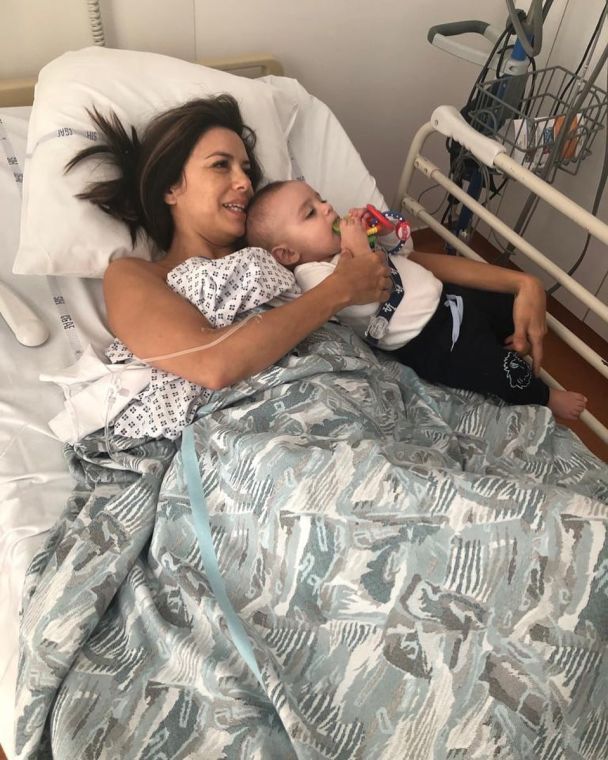  / © instagram.com/evalongoria 