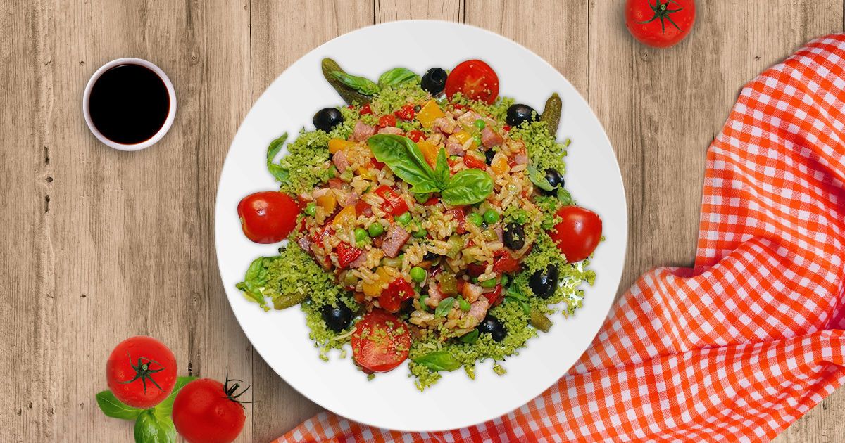 Теплый салат из риса — и гарнир, и закуска