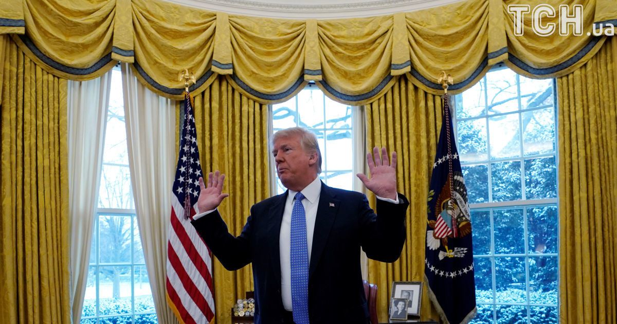 Годовщина инаугурации: селфи с Трампом стоит 100 тысяч долларов, посидеть за столиком – 250 тысяч