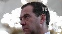 Медведев рассказал, что в российской экономике "все абсолютно стабильно"