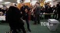 Активістка Femen після нападу на Земана показала фейкове посвідчення журналіста