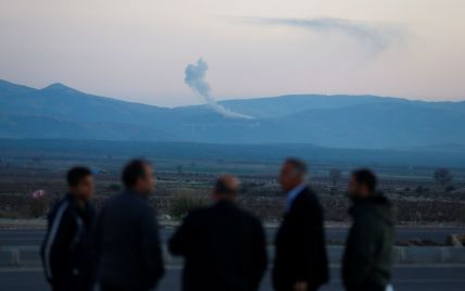 Турецька артилерія розпочала операцію "Оливкова гілка", рівняючи з землею позиції курдів у Сирії