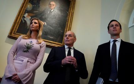 В розовом наряде: Иванка Трамп продемонстрировала красивый образ