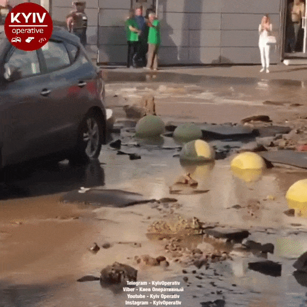 прорив труби, гіф, gif