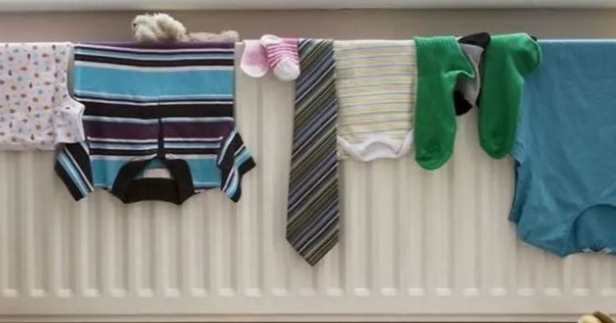 Чому не можна сушити речі на батареї