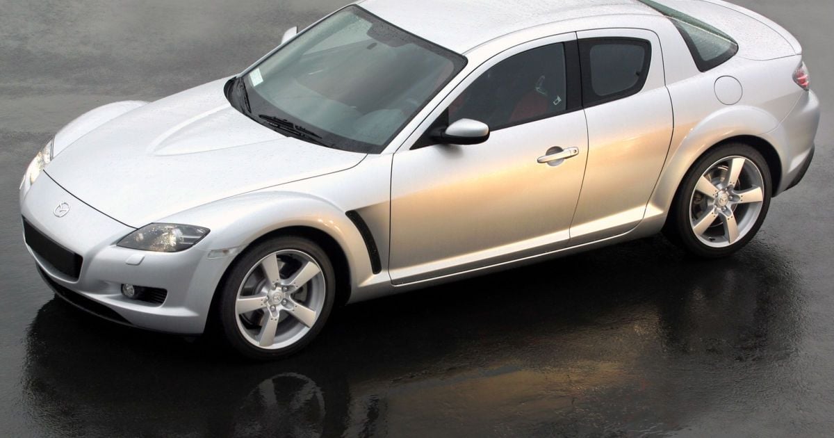 В аварии в Коломые пострадал редкий спорткар Mazda RX-8
