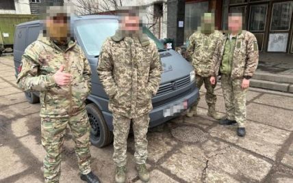 Favbet Foundation передав для ЗСУ черговий мікроавтобус Volkswagen