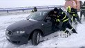 В Іспанії рекордні снігові замети на добу заблокували тисячі людей на трасах