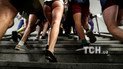 У метро без штанів. Жителі світових мегаполісів "засвітили" сідниці у пікантному флешмобі 