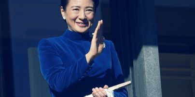 В синем бархатном платье и с жемчужными украшениями: японская принцесса Масако выступила на новогоднем торжестве