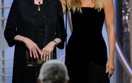 В элегантном платье и с красивым загаром: Дженнифер Энистон на церемонии "Золотой глобус-2018"