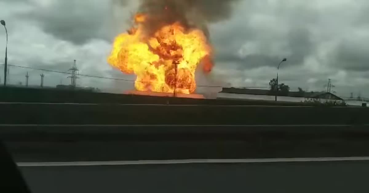Під Москвою масштабно палає ТЕЦ, що дає енергію мільйонам росіян. Понад десяток постраждалих