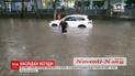 Ливень в Николаеве: транспорт плавал в воде