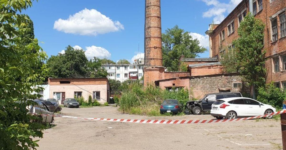 Колишній учасник АТО, раніше судимий: подробиці про зловмисника, який у Полтаві взяв у заручники полковника поліції