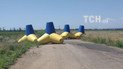 Це околиця Маріуполя. Виїзд до селища Водяного. Як на колишній сєпарська позиція "Дєрзкая" стоять більш зухвалі морпіхи.
