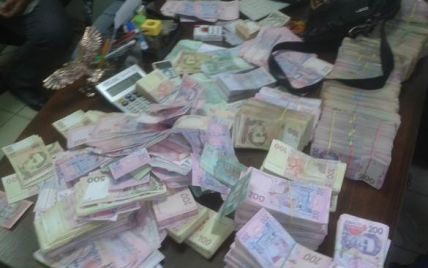В Днепропетровске разоблачили конвертцентр с оборотом в 700 млн гривен, финансировавший боевиков