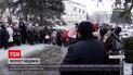 Протест медиков: почему тернопольские врачи собрались под райадминистрацией