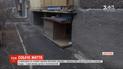 В Мариуполе мужчина два месяца жил в будке вместе с собакой