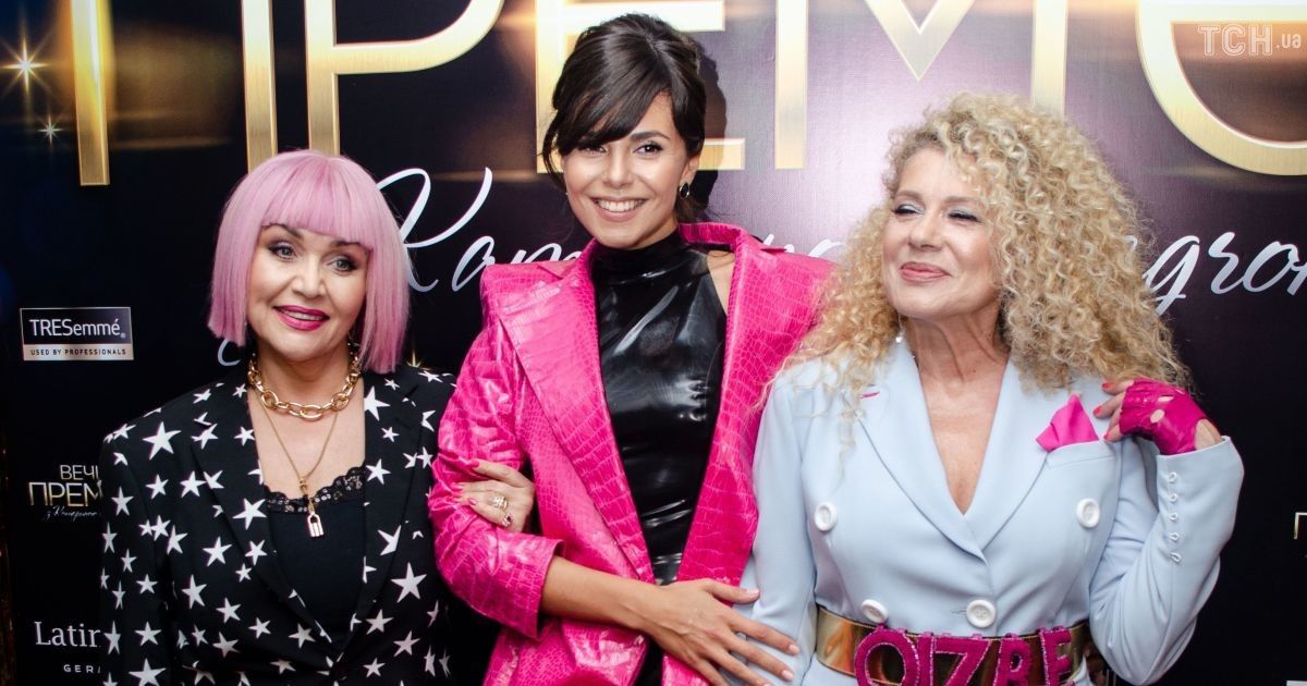 Порно ана бухгалтерия дос трахает смотреть онлайн