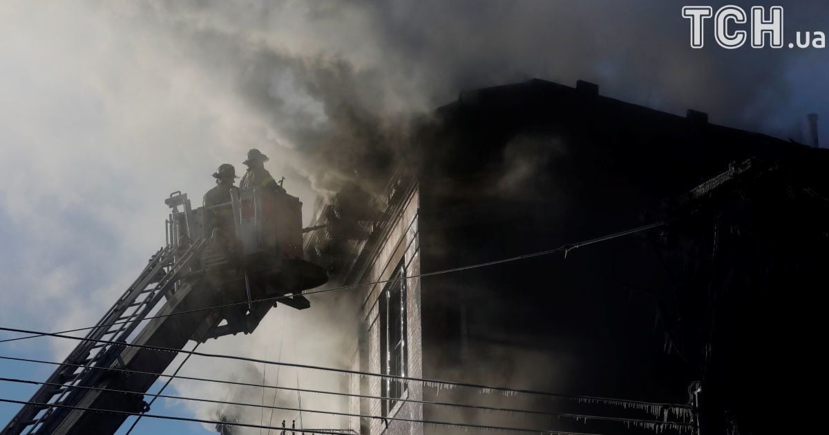 гасіння пожежі у Нью-Йорку 2 січня_4 / © Reuters
