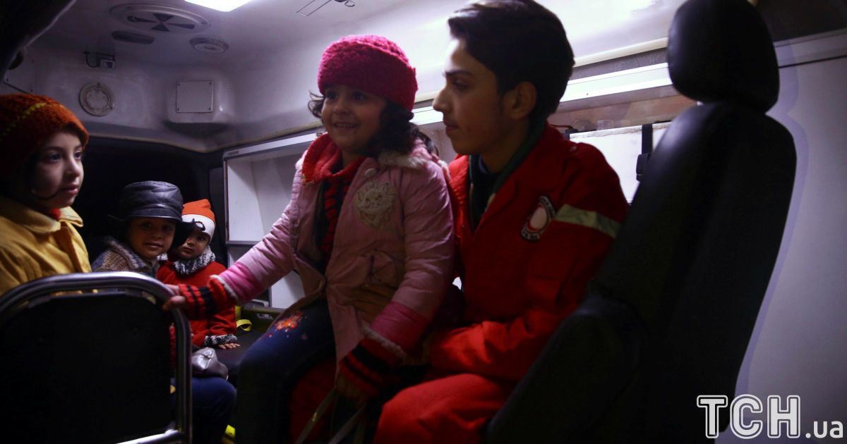 Медицинская эвакуация в Восточной Гуте в Сирии