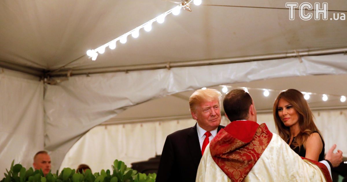 Президент США Дональд Трамп та його дружина Меланія в церкві у Флориді / © Reuters