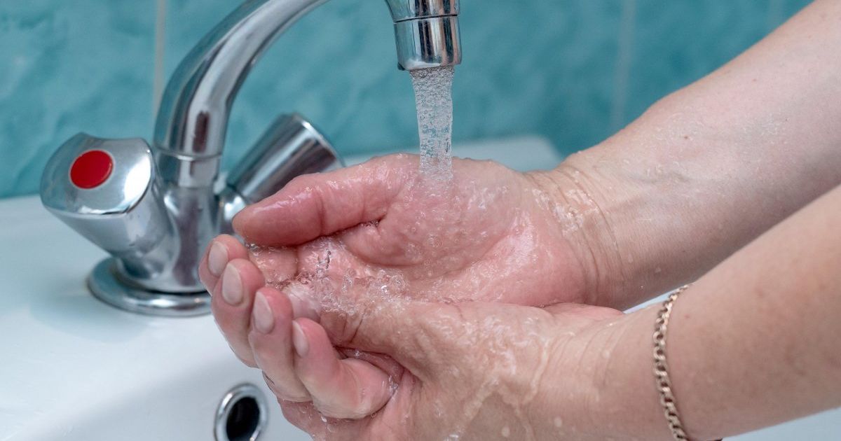 В Киеве тарифы на горячую воду власти не будут повышать до лета
