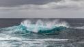 На Одесчине 10-летнего мальчика смыло волной в море, продолжаются поиски