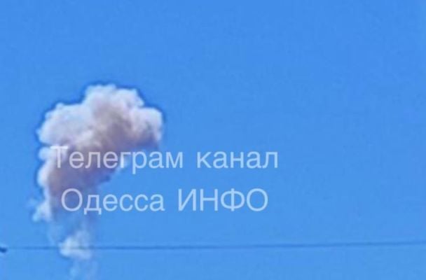 Дим в Одесі після вибухів. Фото: Телеграм-канал ОДЕССА ИНФО.