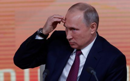 "Будем преодолевать общие угрозы". Путин уверен в нормализации отношений с Трампом