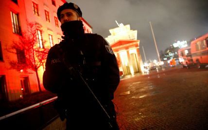 В Германии музыкальный фестиваль перерос в столкновения с полицией: 15 пострадавших, 80 задержанных