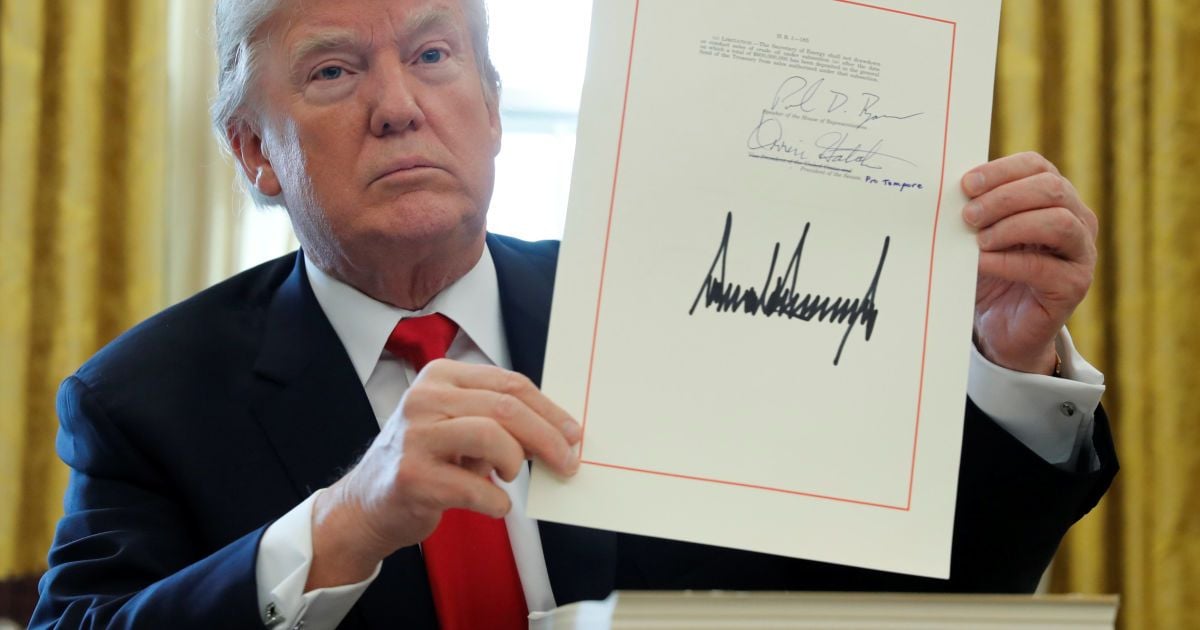 Трамп подписал податковиу реформу