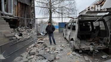 Обстріл Новолуганське_6 / © Reuters