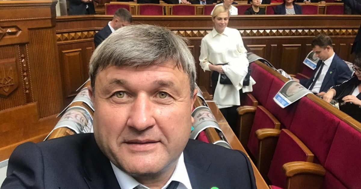 Разумков "поздравил" Раду с первым кнопкодавом. ЧЕСНО нашло еще одного