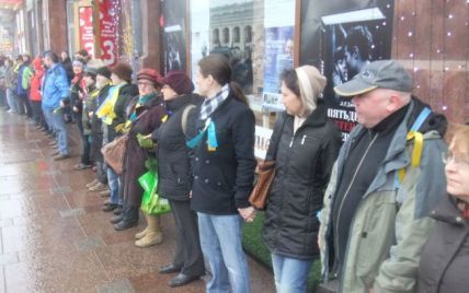 В Санкт-Петербурге отпустили задержанных на несанкционированной акции в поддержку Савченко