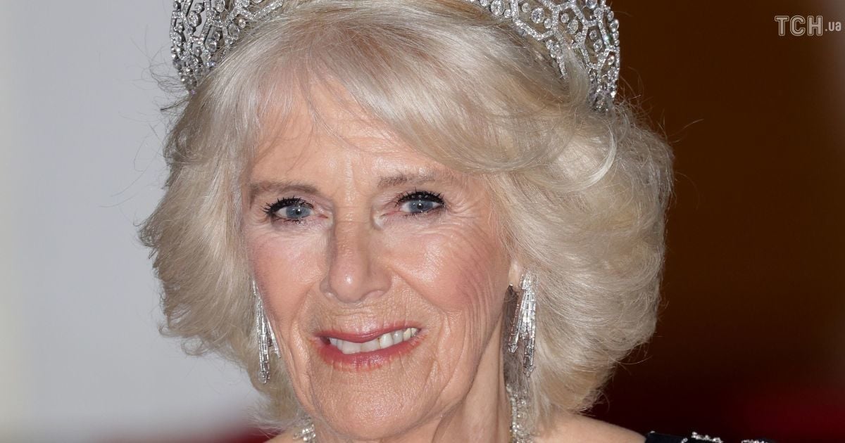 Королева Камілла