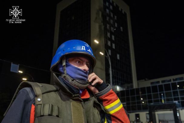 Силы ПВО сбили все двигавшиеся в направлении столицы беспилотники. / © Управление ГСЧС Киева