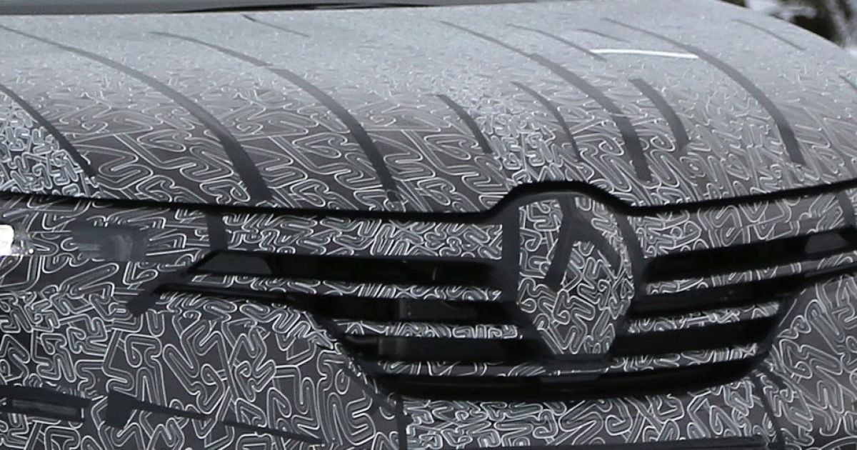 Renault показал тизер нового вседорожника