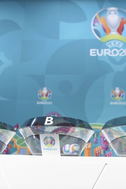 Чемпіонат Європи з футболу 2020: турнірні таблиці Євро-2020