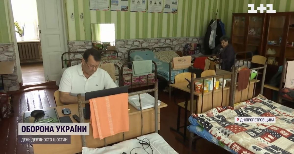 Переселенці опиняються на вулиці через закриття волонтерських притулків, які не дають раду з оплатою за комірне