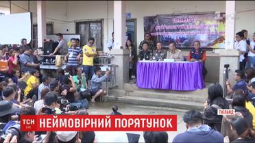 Із тайської печери витягли всіх підлітків та тренера