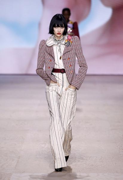 Коллекция Louis Vuitton прет-а-порте сезона весна-лето 2020 / © East News