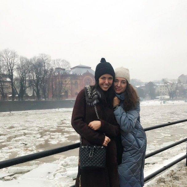 &laquo;НЕАНГЕЛ&raquo; Віка показала свою маму / © instagram.com/vikanablack