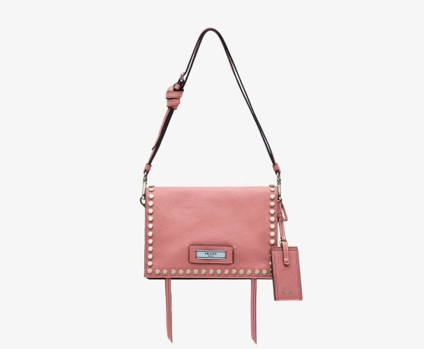 Etiquette от Prada