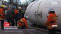 В Житомире перевернулась автоцистерна с газом, жителей близлежащих домов срочно эвакуировали
