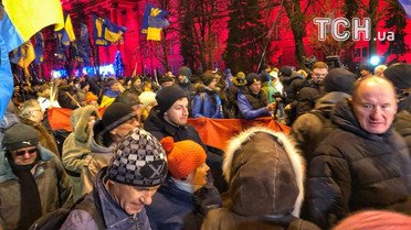 Початок смолоскипної ходи на честь Бандери в Києві_04